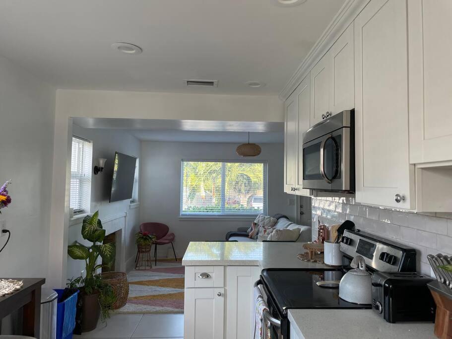 Jungle Cottage With Luxury Pool, Hot Tub And More! Lake Worth Beach Exterior foto